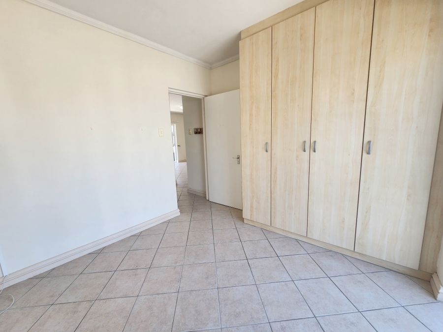 2 Bedroom Property for Sale in Reebok Western Cape